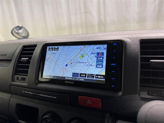 ハイエースバン ＤＸ　衝突被害軽減システム　メモリーナビ　フルセグ　バックカメラ　ＥＴＣ　ドラレコ　ＣＤ　ミュージックプレイヤー接続可　ＤＶＤ再生　ＬＥＤヘッドランプ　乗車定員６人　キーレス　ディーゼル　ワンオーナー（9枚目）