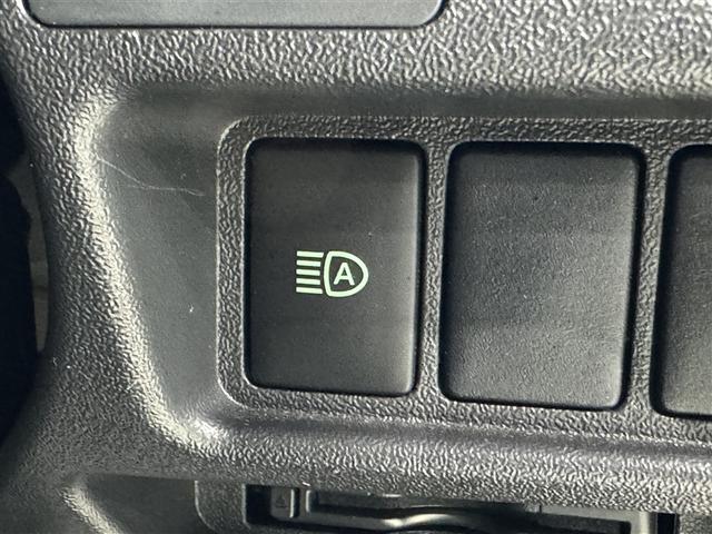 ハイエースバン ＤＸ　衝突被害軽減システム　メモリーナビ　フルセグ　バックカメラ　ＥＴＣ　ドラレコ　ＣＤ　ミュージックプレイヤー接続可　ＤＶＤ再生　ＬＥＤヘッドランプ　乗車定員６人　キーレス　ディーゼル　ワンオーナー（19枚目）