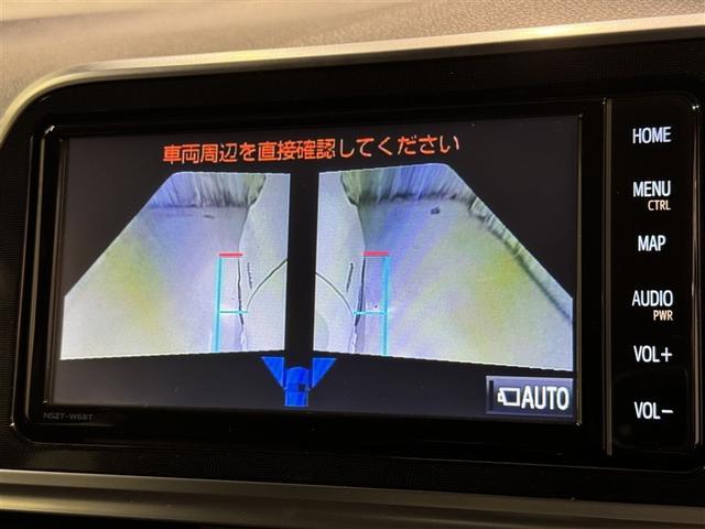 バックモニター付なので後退時に後方が見えるので安心。　車は構造上、死角がたくさんなので万が一を考えると必須ですね。　あくまで補助の為の装備、バックは目視で確認する事が重要ですよ。