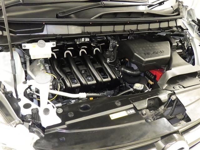 セレナ Ｘ　ＶセレクションＩＩ　衝突被害軽減システム　メモリーナビ　フルセグ　バックカメラ　ＥＴＣ　ドラレコ　ＣＤ　ミュージックプレイヤー接続可　ＤＶＤ再生　後席モニター　オートクルーズコントロール　両側電動スライド　乗車定員８人（30枚目）