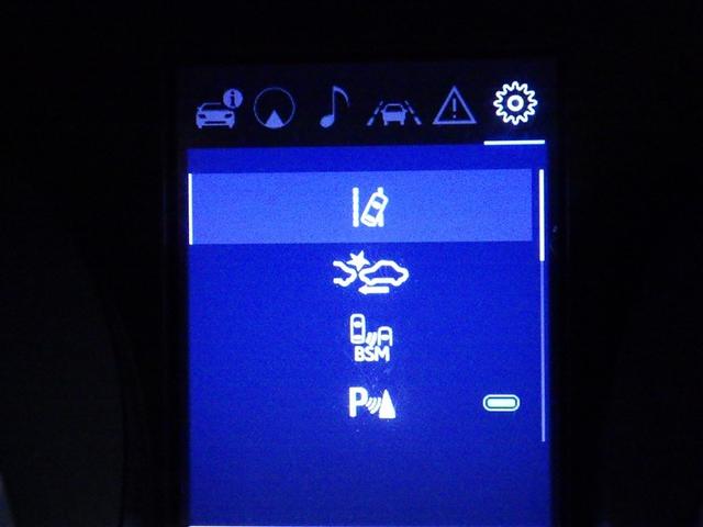 先進の安全装備ついてます。詳しい装備内容、仕様等につきましてはスタッフにお問合せ下さい。