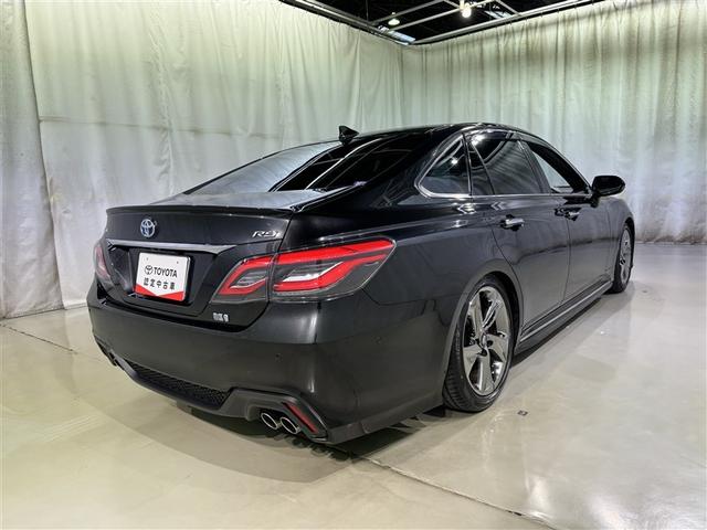 クラウンハイブリッド ＲＳアドバンス　衝突被害軽減システム　メモリーナビ　フルセグ　バックカメラ　ＥＴＣ　ドラレコ　ＣＤ　ミュージックプレイヤー接続可　ＤＶＤ再生　サンルーフ　革シート　電動シート　オートクルーズコントロール　スマートキー（6枚目）