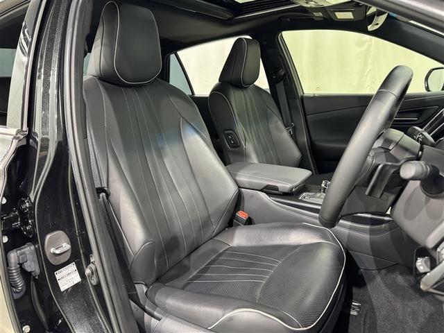 クラウンハイブリッド ＲＳアドバンス　衝突被害軽減システム　メモリーナビ　フルセグ　バックカメラ　ＥＴＣ　ドラレコ　ＣＤ　ミュージックプレイヤー接続可　ＤＶＤ再生　サンルーフ　革シート　電動シート　オートクルーズコントロール　スマートキー（28枚目）