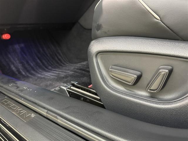 クラウンハイブリッド ＲＳアドバンス　衝突被害軽減システム　メモリーナビ　フルセグ　バックカメラ　ＥＴＣ　ドラレコ　ＣＤ　ミュージックプレイヤー接続可　ＤＶＤ再生　サンルーフ　革シート　電動シート　オートクルーズコントロール　スマートキー（31枚目）