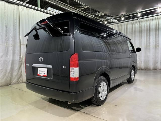 ハイエースワゴン ＧＬ　ロング　衝突被害軽減システム　メモリーナビ　フルセグ　バックカメラ　ＥＴＣ　ＣＤ　ミュージックプレイヤー接続可　ＤＶＤ再生　後席モニター　ＬＥＤヘッドランプ　電動スライドドア　３列シート　スマートキー（5枚目）