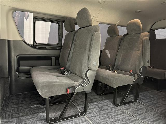 ハイエースワゴン ＧＬ　ロング　衝突被害軽減システム　メモリーナビ　フルセグ　バックカメラ　ＥＴＣ　ＣＤ　ミュージックプレイヤー接続可　ＤＶＤ再生　後席モニター　ＬＥＤヘッドランプ　電動スライドドア　３列シート　スマートキー（27枚目）