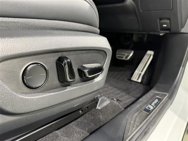 ＲＸ ＲＸ３５０　Ｆスポーツ　衝突被害軽減システム　フルセグ　バックカメラ　ＥＴＣ　ドラレコ　ミュージックプレイヤー接続可　革シート　電動シート　オートクルーズコントロール　ＬＥＤヘッドランプ　スマートキー　キーレス　４ＷＤ（26枚目）