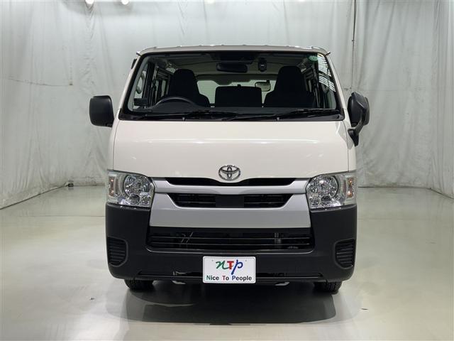 ハイエースバン ロングＤＸ　衝突被害軽減システム　メモリーナビ　フルセグ　バックカメラ　ＥＴＣ　ドラレコ　ＣＤ　ミュージックプレイヤー接続可　ＤＶＤ再生　ＬＥＤヘッドランプ　乗車定員６人　キーレス（3枚目）