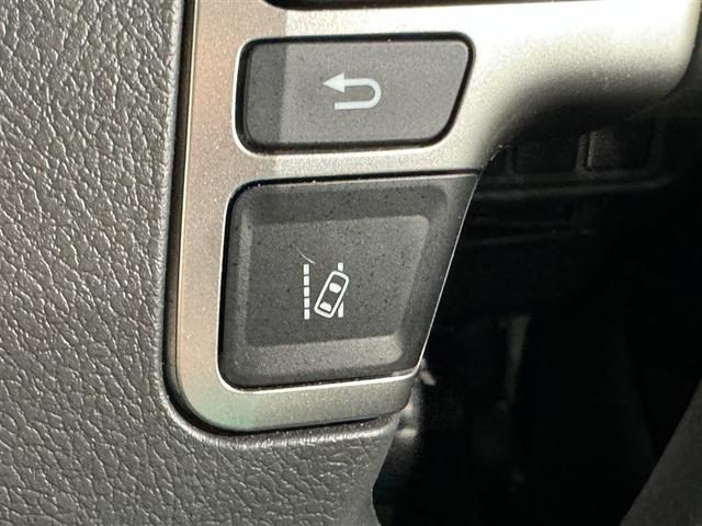 ハイエースバン ロングＤＸ　衝突被害軽減システム　メモリーナビ　フルセグ　バックカメラ　ＥＴＣ　ドラレコ　ＣＤ　ミュージックプレイヤー接続可　ＤＶＤ再生　ＬＥＤヘッドランプ　乗車定員６人　キーレス（18枚目）
