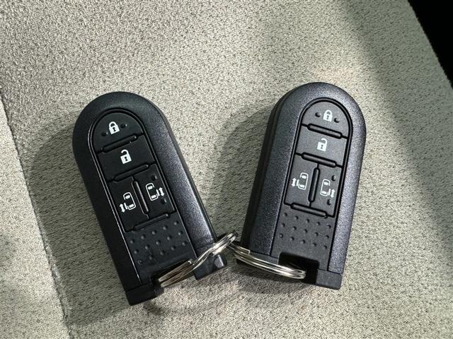 ムーヴキャンバス Ｘメイクアップリミテッド　ＳＡＩＩＩ　衝突被害軽減システム　ＥＴＣ　ＣＤ　両側電動スライド　スマートキー　キーレス（18枚目）