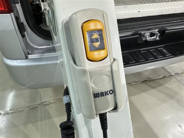 ハイエースバン ロングスーパーGL 衝突被害軽減システム メモリーナビ フルセグ バックカメラ ETC ドラレコ CD ミュージックプレイヤー接続可 スマートキー キーレス(9枚目)