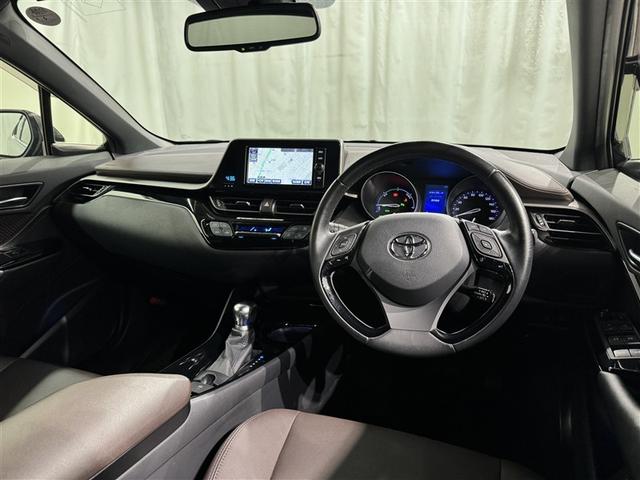 C-HR G 衝突被害軽減システム メモリーナビ フルセグ バックカメラ ETC CD ミュージックプレイヤー接続可 DVD再生 オートクルーズコントロール LEDヘッドランプ スマートキー キーレス ハイブリッド(9枚目)