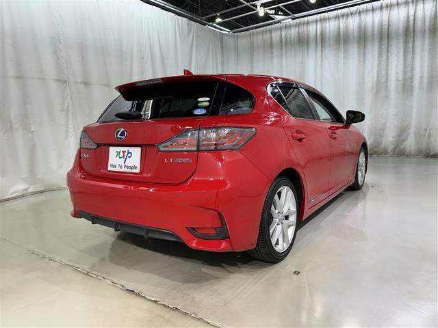 ＣＴ ＣＴ２００ｈ　バージョンＬ　衝突被害軽減システム　メモリーナビ　フルセグ　バックカメラ　ＥＴＣ　ＣＤ　ミュージックプレイヤー接続可　ＤＶＤ再生　革シート　電動シート　オートクルーズコントロール　ＬＥＤヘッドランプ　スマートキー（7枚目）