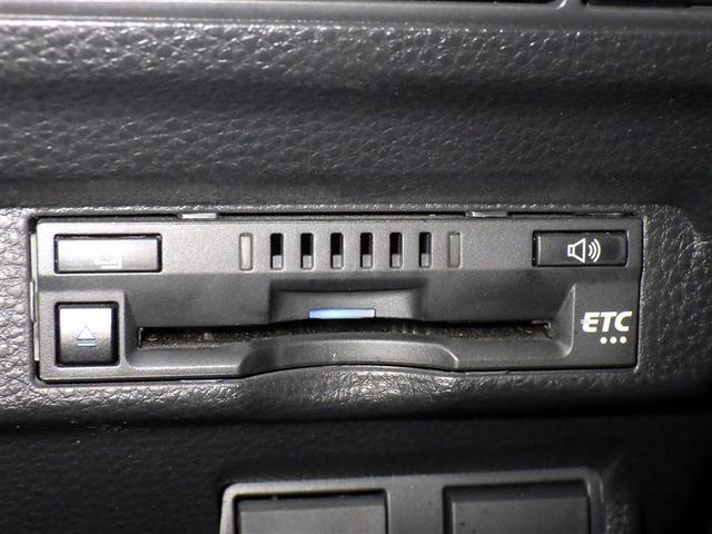 カローラクロス ハイブリッド　Ｚ　衝突被害軽減システム　メモリーナビ　フルセグ　バックカメラ　ＥＴＣ　ＣＤ　ミュージックプレイヤー接続可　ＤＶＤ再生　電動シート　オートクルーズコントロール　ＬＥＤヘッドランプ　スマートキー　キーレス（19枚目）