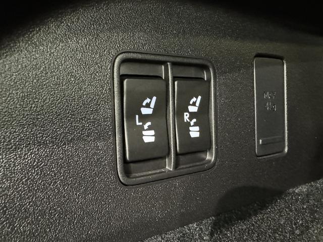 ＲＸ ＲＸ４５０ｈＬ　衝突被害軽減システム　メモリーナビ　フルセグ　バックカメラ　ＥＴＣ　ドラレコ　ＣＤ　ミュージックプレイヤー接続可　ＤＶＤ再生　革シート　電動シート　オートクルーズコントロール　ＬＥＤヘッドランプ（35枚目）