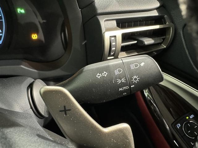 ＲＣ ＲＣ３００　Ｆスポーツ　衝突被害軽減システム　メモリーナビ　フルセグ　バックカメラ　ＥＴＣ　ＣＤ　ミュージックプレイヤー接続可　サンルーフ　革シート　電動シート　オートクルーズコントロール　ＬＥＤヘッドランプ　スマートキー（25枚目）