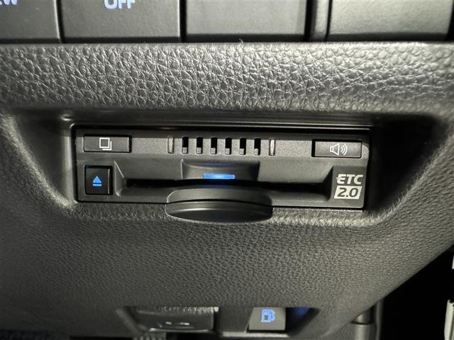 ハリアーハイブリッド Ｚ　レザーパッケージ　衝突被害軽減システム　メモリーナビ　フルセグ　バックカメラ　ＥＴＣ　ドラレコ　ミュージックプレイヤー接続可　革シート　電動シート　オートクルーズコントロール　ＬＥＤヘッドランプ　スマートキー　キーレス（17枚目）