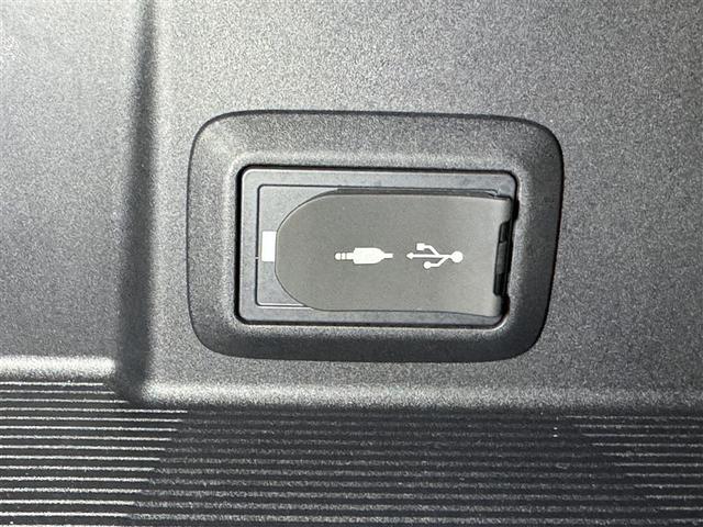 ハリアーハイブリッド Ｚ　レザーパッケージ　衝突被害軽減システム　メモリーナビ　フルセグ　バックカメラ　ＥＴＣ　ドラレコ　ミュージックプレイヤー接続可　革シート　電動シート　オートクルーズコントロール　ＬＥＤヘッドランプ　スマートキー　キーレス（21枚目）