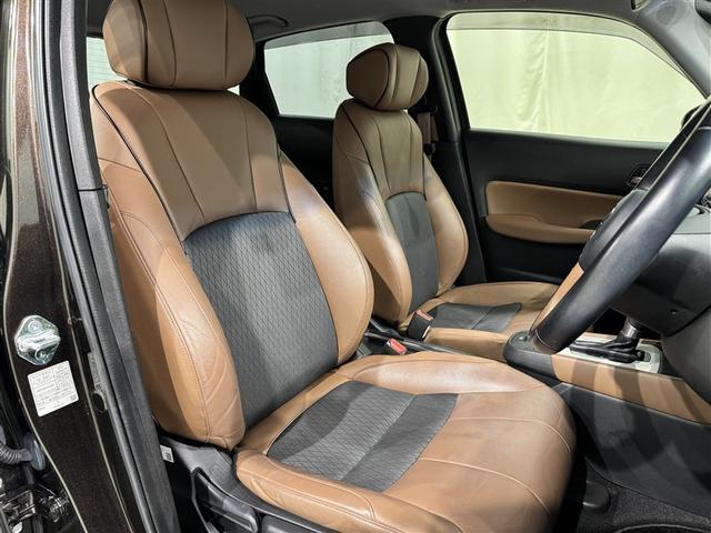 フィット ｅ：ＨＥＶリュクス　衝突被害軽減システム　メモリーナビ　フルセグ　バックカメラ　ＥＴＣ　ドラレコ　ＣＤ　ミュージックプレイヤー接続可　ＤＶＤ再生　オートクルーズコントロール　ＬＥＤヘッドランプ　スマートキー　キーレス（27枚目）