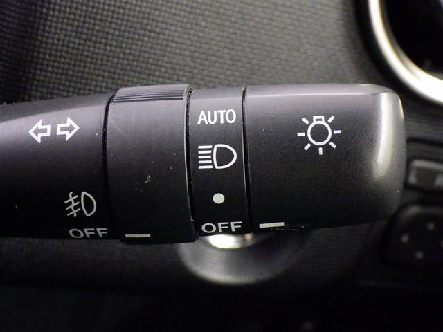 �g���l���ȂǁA���̖͂��邳�̕ω��Ń����v�ނ������I���E�I�t����R�����C�g�ł��i�����Y��h�~�@�\�t�j