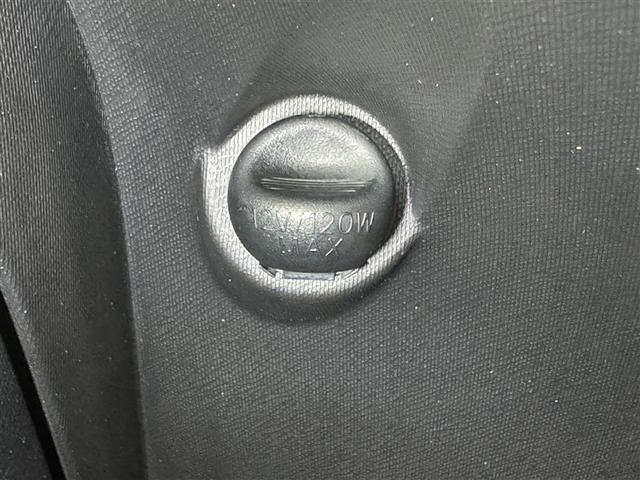 アクア Ｓ　メモリーナビ　ワンセグ　バックカメラ　ＥＴＣ　ＣＤ　ミュージックプレイヤー接続可　オートクルーズコントロール　スマートキー　キーレス　ハイブリッド（17枚目）