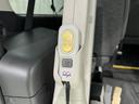 レジアスエースバン クルマイスシヨウ　Ｃタ　福祉車両　衝突被害軽減システム　ドラレコ　３列シート　キーレス（8枚目）