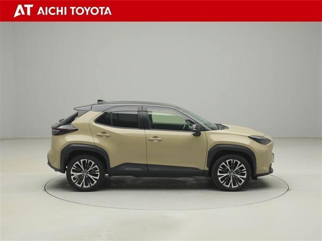 ヤリスクロス ハイブリッドZ ドライブレコーダ インテリジェントキー アルミホイル LEDライト 1オ-ナ- リアカメラ クルーズコントロール 横滑り防止システム ナビTV メモリーナビゲーション 電動シ-ト パワステ キーフリー(7枚目)