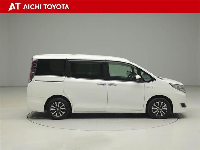 エスクァイア ハイブリッドGi Rカメラ AAC ナビ&TV リアエアコン 地デジ クルーズコントロール LEDライト キーレスエントリー スマートキー付 DVD再生可 エアバック 横滑防止装置 ドライブレコーダー 盗難防止システム(7枚目)