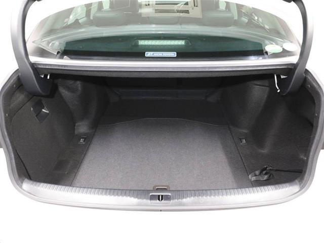 IS IS300h バージョンL 衝突被害軽減 パワーウィンドウ ETC車載器 1オーナー オートクルーズ サイドSRS パワーステアリング 電動シート キーレス TVナビ DVD AC 盗難防止システム 横滑り防止機能 エアバッグ(21枚目)