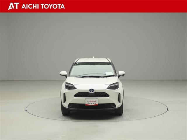 ヤリスクロス ハイブリッドZ インテリジェントキー アルミホイル LEDライト 1オ-ナ- リアカメラ ナビ クルーズコントロール 横滑り防止システム メモリーナビゲーション 電動シ-ト パワステ オートエアコン キーフリー(9枚目)