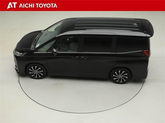 ノア ハイブリッドＳ－Ｚ　横滑り防止機能　エアバッグ　オートクルーズコントロール　地デジ　両側自動ドア　ダブルエアコン　スマートエントリー　ＬＥＤランプ　バックモニター　ＴＶ　３列シート　ＥＴＣ付き　ＡＢＳ　ＡＣ１００Ｖ（11枚目）