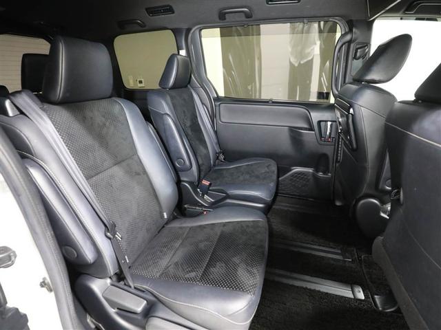 ヴォクシー ZS 煌III プリクラッシュ スマートキ アイスト DVD再生機能 横滑り防止装置 ナビTV アルミ 三列シート WAC 盗難防止 オートエアコン キーレス ETC装備 パワステ メモリナビ クルコン ABS(20枚目)