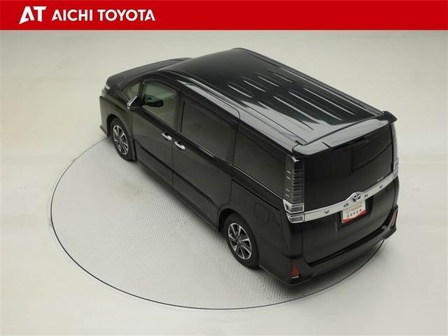 ヴォクシー ＺＳ　煌　地上デジタル　ＴＳＳ　両側パワードア　アイドリングストップ車　パワーウィンド　横滑防止　１オーナ　ＤＶＤ可　盗難防止装置　スマートエントリー　Ｂカメラ　ＡＵＸ　ＬＥＤヘッドライト　メモリーナビ　ＥＴＣ（12枚目）