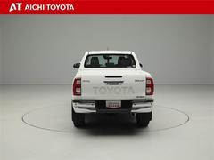 『ＴＯＹＯＴＡ認定中古車』は「まるごとクリーニング」で綺麗な内外装、「車両検査証」はプロによるチェック、買ってからも安心の「ロングラン保証」、３つの安心安全を標準装備したトヨタのブランドＵ-Ｃａｒです 5