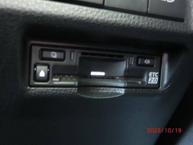 ＲＡＶ４ アドベンチャー　純正ディスプレイオーディオ　ブラインドスポットモニター　パワーバックドア　パワーシート　シートヒーター　レーダークルーズ　ＬＥＤヘッドライト　ＥＴＣ（21枚目）