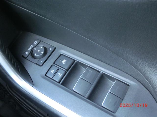 ＲＡＶ４ アドベンチャー　純正ディスプレイオーディオ　ブラインドスポットモニター　パワーバックドア　パワーシート　シートヒーター　レーダークルーズ　ＬＥＤヘッドライト　ＥＴＣ（22枚目）
