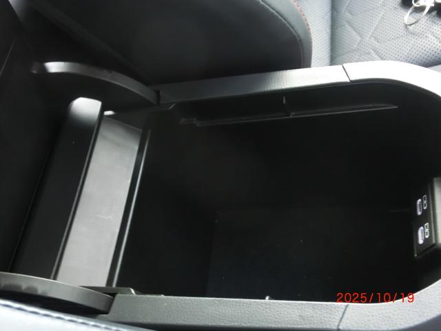 ＲＡＶ４ アドベンチャー　純正ディスプレイオーディオ　ブラインドスポットモニター　パワーバックドア　パワーシート　シートヒーター　レーダークルーズ　ＬＥＤヘッドライト　ＥＴＣ（25枚目）