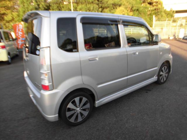ＡＺワゴン カスタムスタイルＴ　ターボ　ナビ　ＣＤ／ＤＶＤ　ワンセグ　スマートキー　ＨＩＤ　フォグ　アルミ　シートヒーター　ワンオーナー（8枚目）