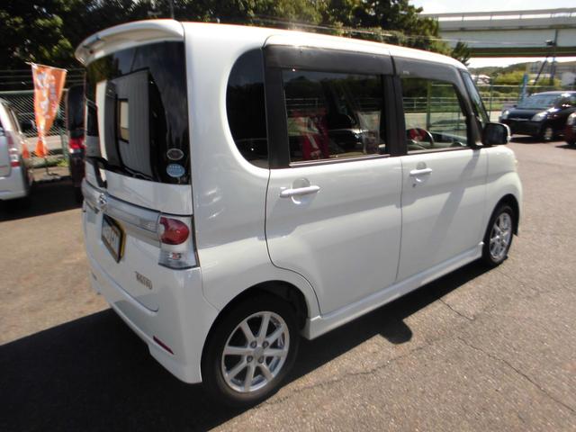 タント カスタムＬ　スライドドア　ナビ　ＴＶ　ＣＤ／ＤＶＤ　スマートキー　車検整備付（8枚目）