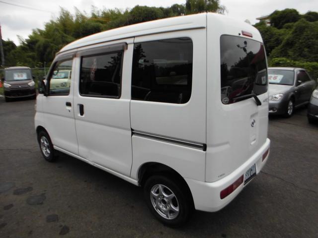 ハイゼットカーゴ スペシャル　ハイルーフ　４ＡＴ　スモークガラス　車検整備付　エアコン　パワステ　集中ロック　アルミホイール（10枚目）