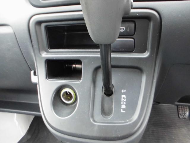 ハイゼットカーゴ スペシャル　ハイルーフ　４ＡＴ　スモークガラス　車検整備付　エアコン　パワステ　集中ロック　アルミホイール（29枚目）