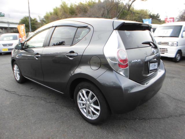 アクア Ｓ　ナビ　ＴＶ　ＥＴＣ　シートヒーター　スマートキー　プッシュスタート　ＣＤ／ＤＶＤ（10枚目）