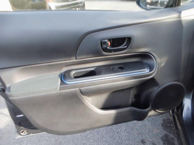 アクア Ｓ　ナビ　ＴＶ　ＥＴＣ　シートヒーター　スマートキー　プッシュスタート　ＣＤ／ＤＶＤ（38枚目）