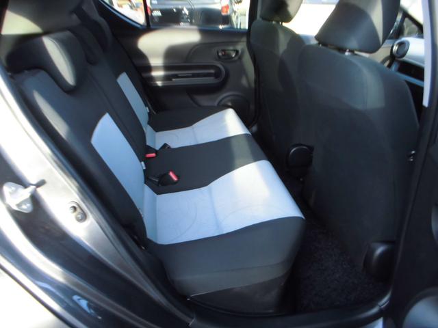 アクア Ｓ　ナビ　ＴＶ　ＥＴＣ　シートヒーター　スマートキー　プッシュスタート　ＣＤ／ＤＶＤ（43枚目）