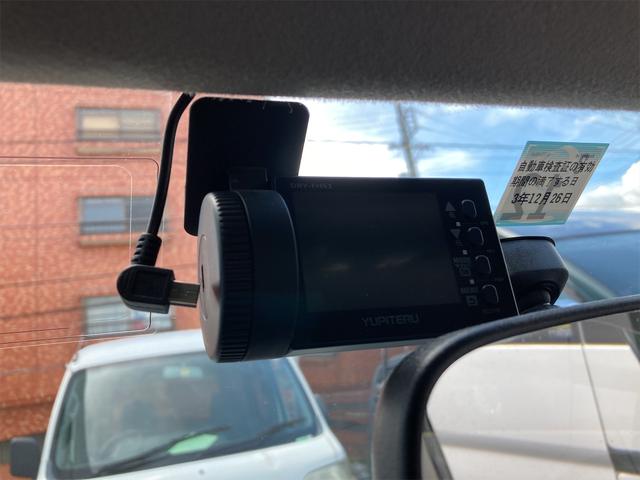 �h���C�u���R�[�_�[�����Ă��܂��I�������̂��N�����Ă��܂�����B����Ȏ��ɐS���������ɂȂ�̂��A�^�]�̋L�^���f���Ɖ��ŋL�^����h���C�u���R�[�_�[�ł��B