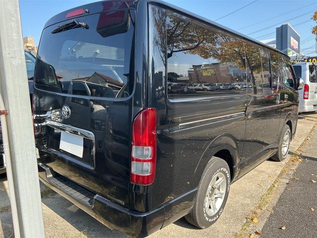 レジアスバン 　Ｓ－ＧＬ　ナビ　ＴＶ　レーンアシスト　両側スライドドア　オートライト　電動格納ミラー　ＡＴ　アルミホイール　ＣＤ　ＤＶＤ再生　エアコン　パワーウィンドウ　運転席エアバッグ（16枚目）