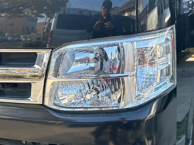 レジアスバン 　Ｓ－ＧＬ　ナビ　ＴＶ　レーンアシスト　両側スライドドア　オートライト　電動格納ミラー　ＡＴ　アルミホイール　ＣＤ　ＤＶＤ再生　エアコン　パワーウィンドウ　運転席エアバッグ（19枚目）