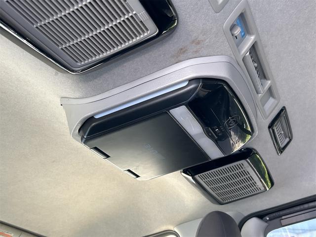 レジアスバン 　Ｓ－ＧＬ　ナビ　ＴＶ　レーンアシスト　両側スライドドア　オートライト　電動格納ミラー　ＡＴ　アルミホイール　ＣＤ　ＤＶＤ再生　エアコン　パワーウィンドウ　運転席エアバッグ（26枚目）