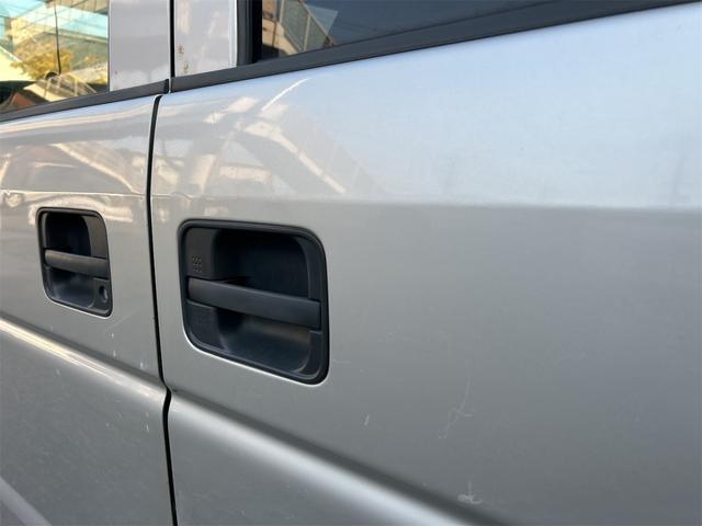 エブリイ ＰＣ　ＡＴ　ドライブレコーダー　両側スライドドア　キーレスエントリー　盗難防止システム　エアコン　パワーステアリング　パワーウィンドウ　運転席エアバッグ　助手席エアバッグ　衝突安全ボディ（14枚目）