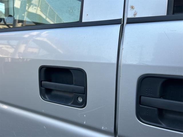 エブリイ ＰＣ　ＡＴ　ドライブレコーダー　両側スライドドア　キーレスエントリー　盗難防止システム　エアコン　パワーステアリング　パワーウィンドウ　運転席エアバッグ　助手席エアバッグ　衝突安全ボディ（15枚目）